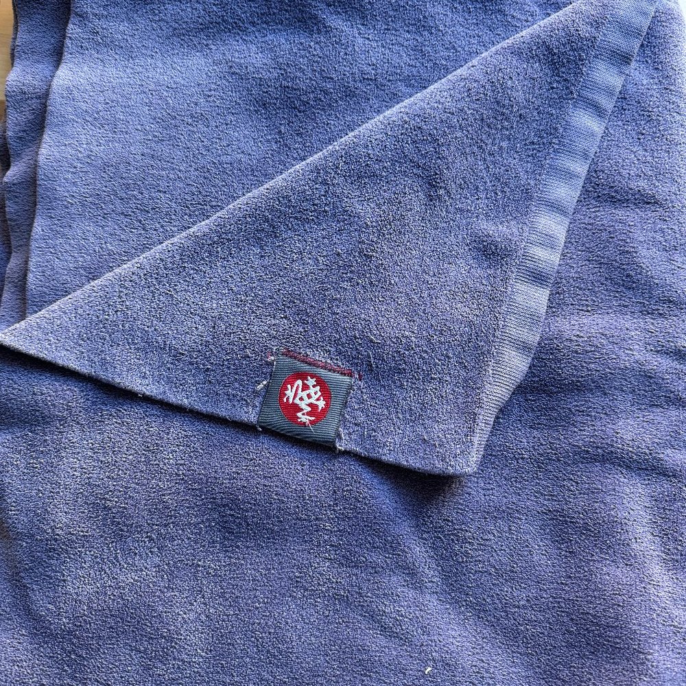 Manduka hot yoga towel mat